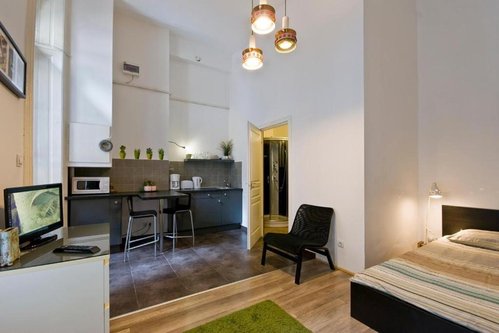 Balcony Apartment Budapeste Exterior foto